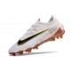Scarpe Nike Phantom GX 2 Elite FG Bianco Oro